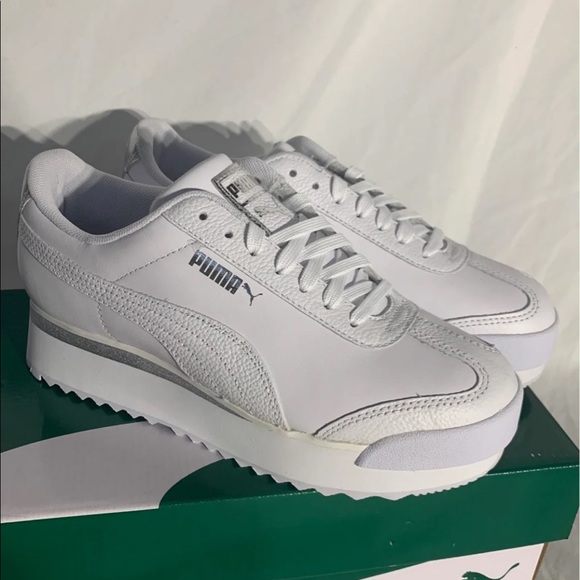 Puma Roma Amor Leather Platform Sneaker - Picture 6 of 8